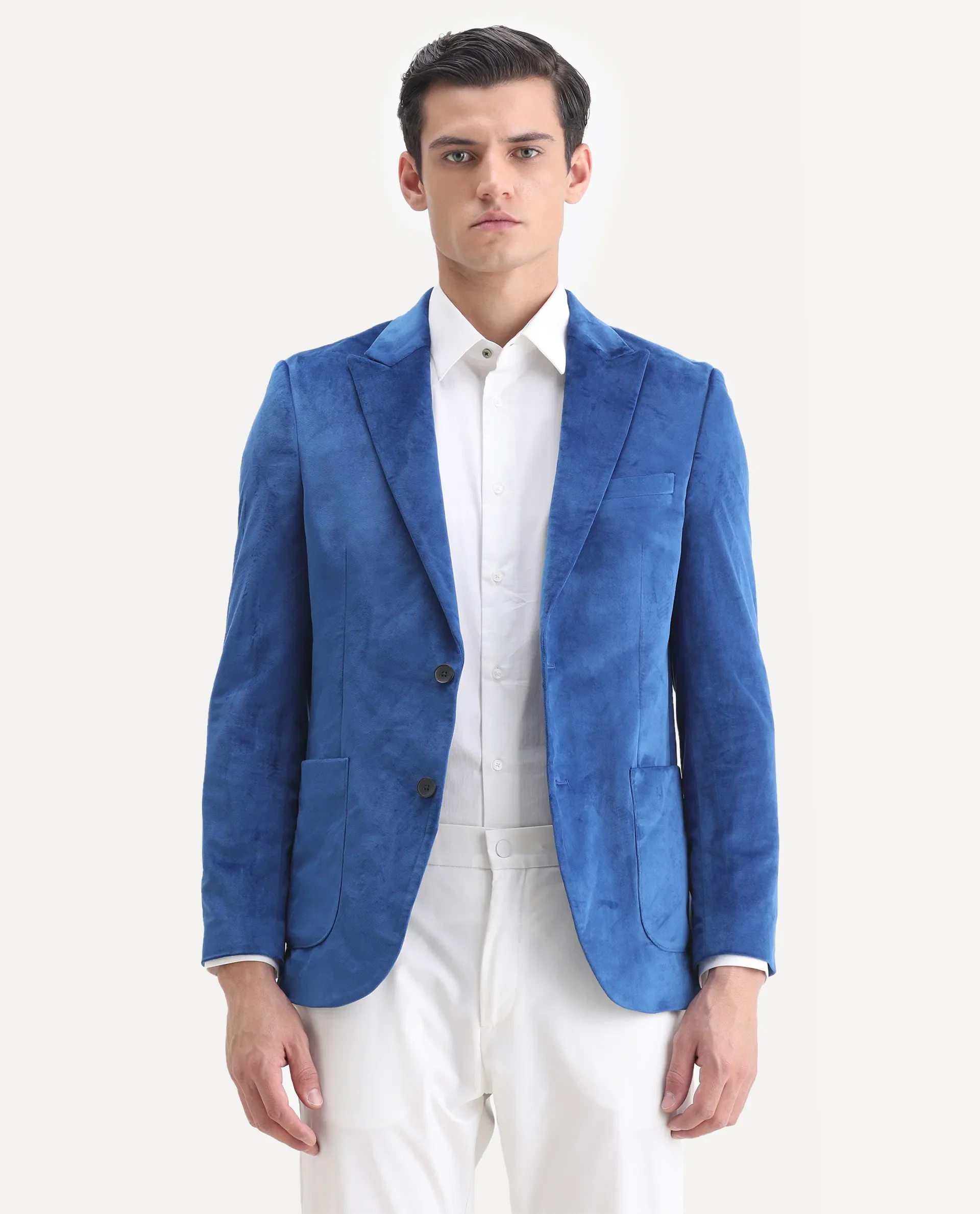 Rare Rabbit Men's Mazey Blue Velvet Plain Tailored Fit Full Sleeve Lapel Neck Blazer - Image 4
