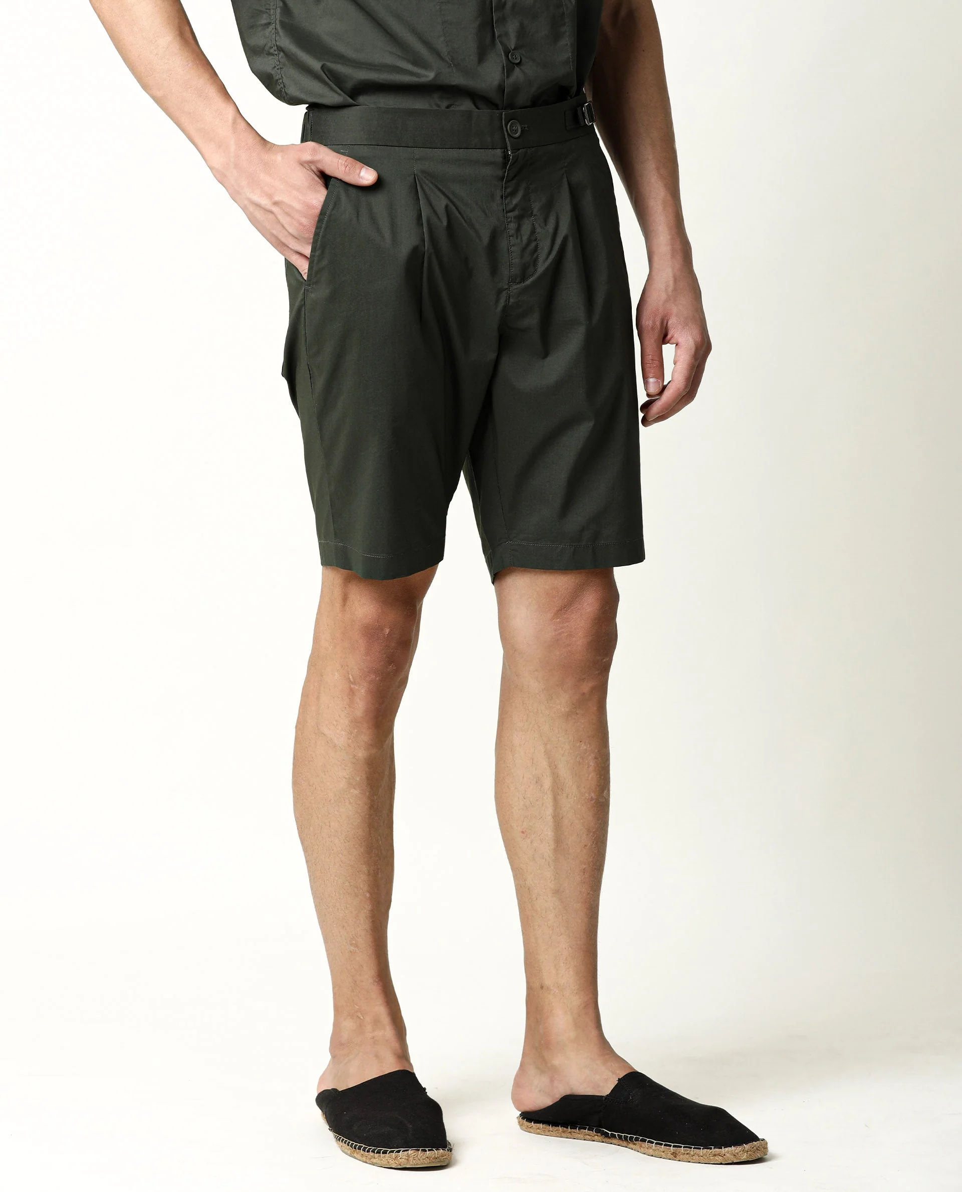 Rare Rabbit Men's Osaka Olive Cotton Plain Regular Fit Shorts - Image 6